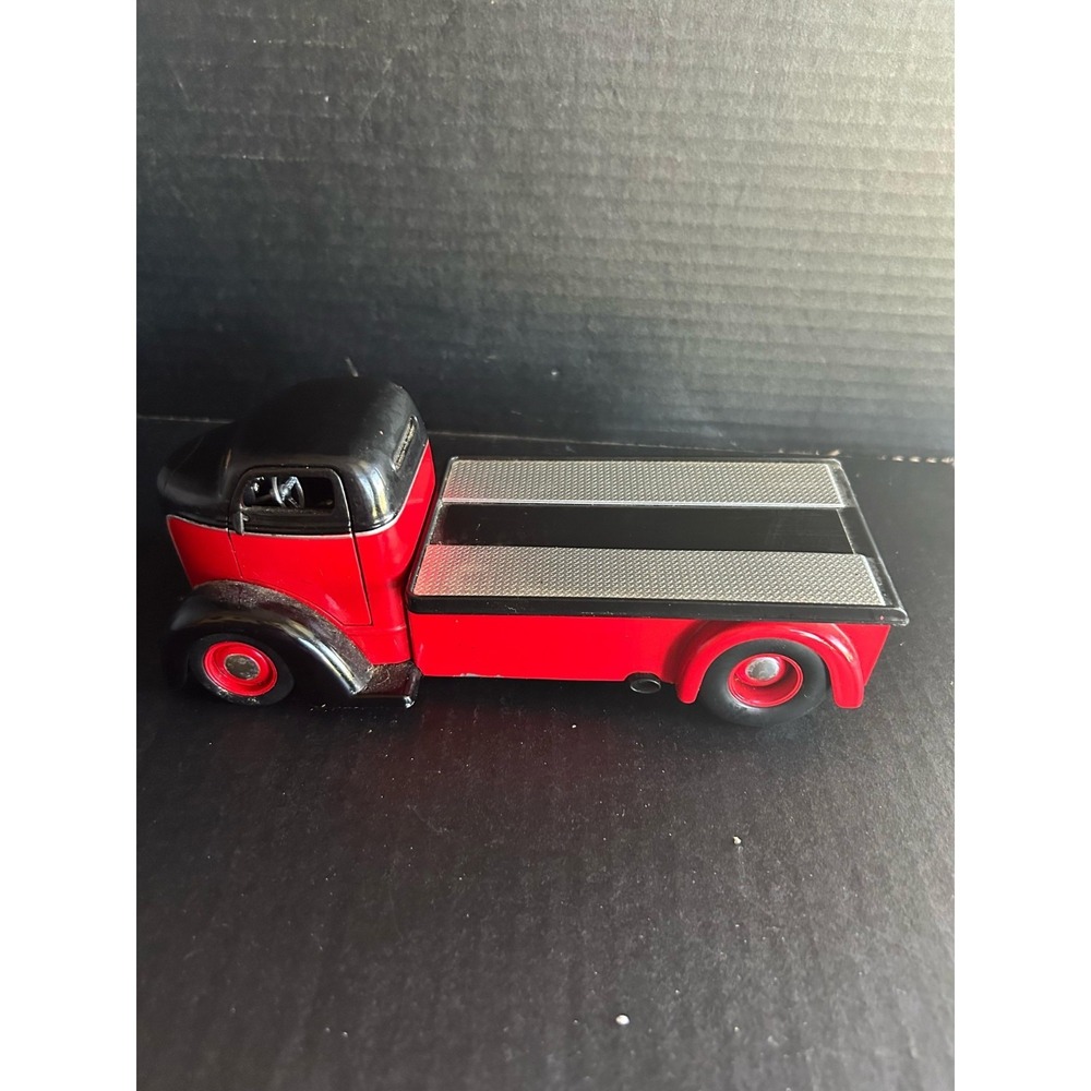 JADA TOYS 1947 FORD COE JUST TRUCKS 1:24 SCALE DIECAST Black & Red